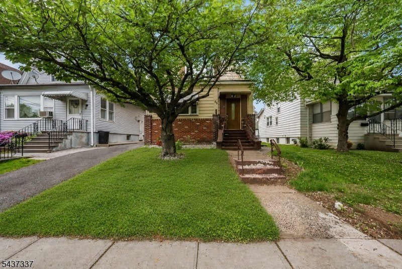 86 Curie Ave – photo 1