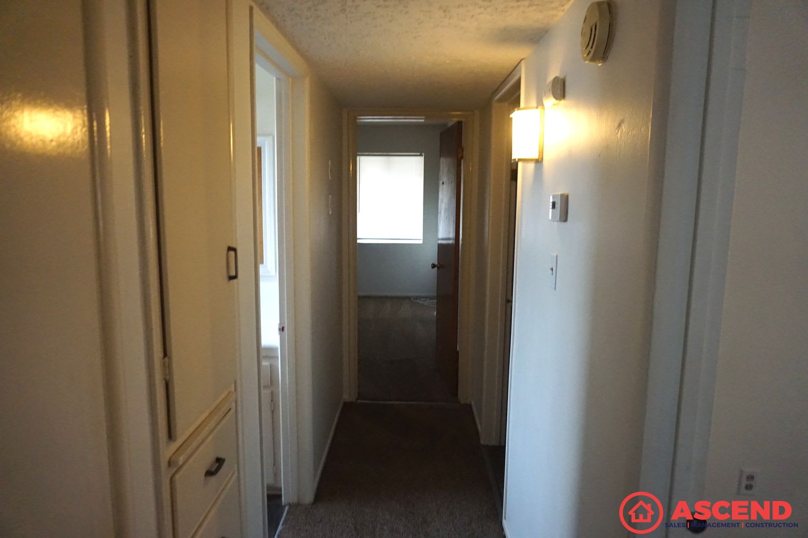 Spacious 3BD/2BA Home in Bakersfield's 93306 — Garage, Driveway, Backyard! – photo 4