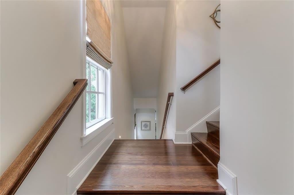 1317 Dover Circle NE – photo 4