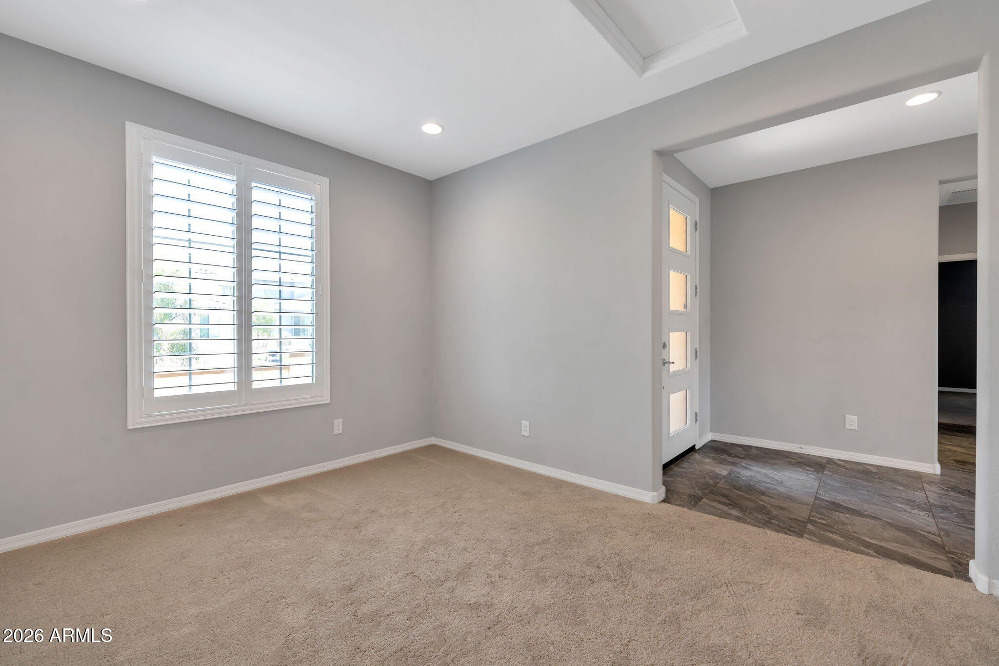 5819 N 88TH Lane – photo 4
