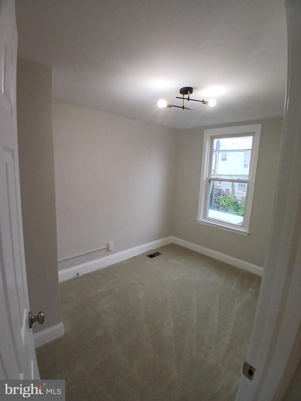 3323 ELMLEY Avenue – photo 4