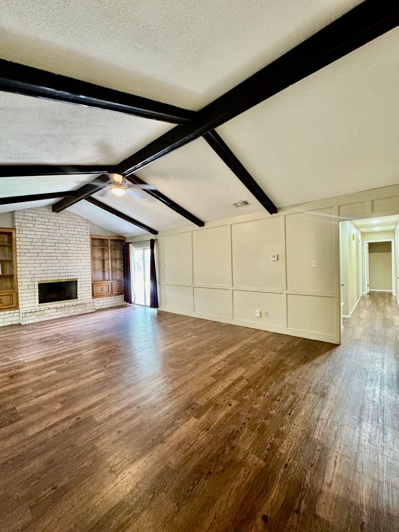 4/2-Country Club Estates / South Side area – photo 5