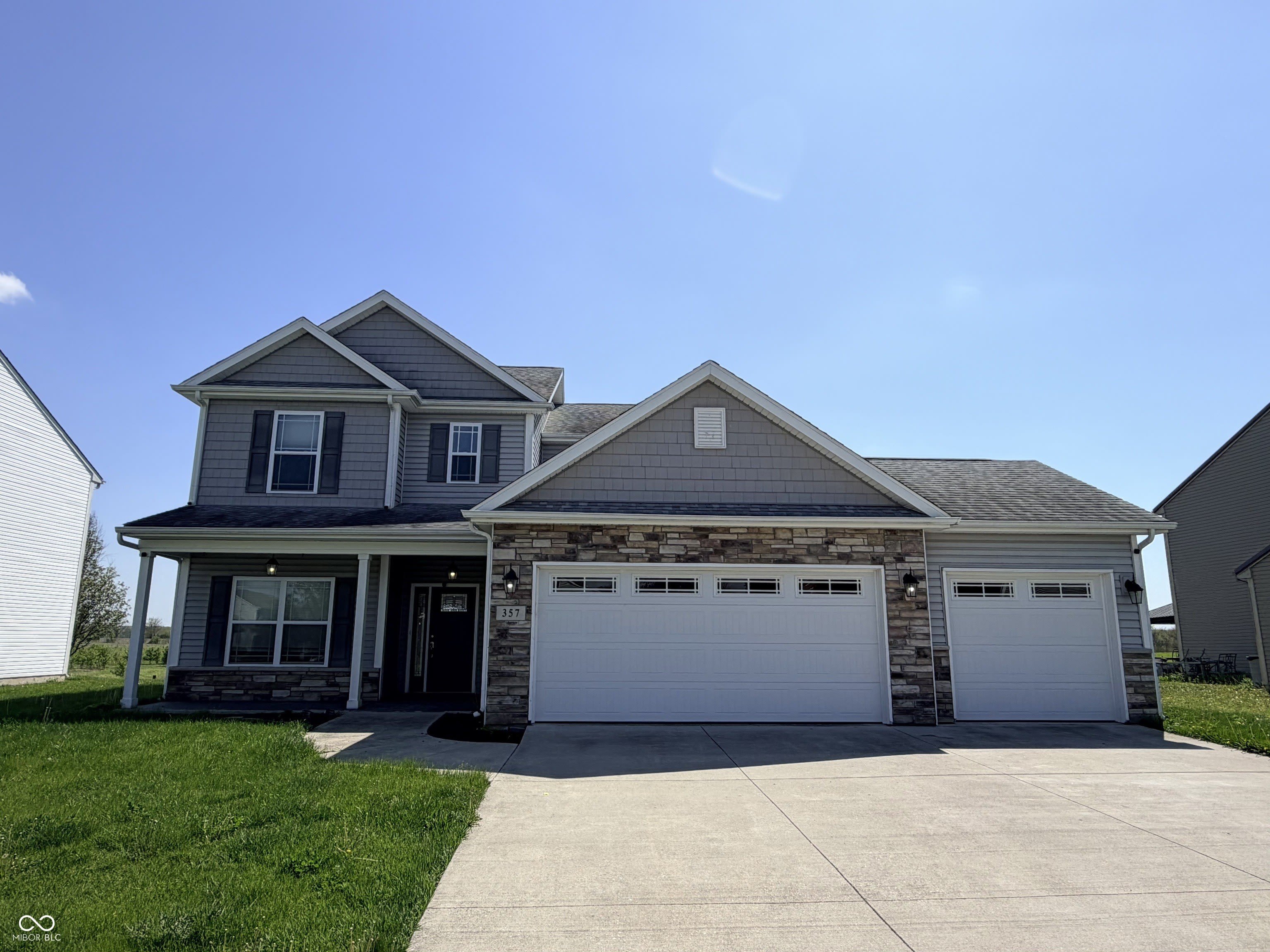 357 Indigo Street – photo 2