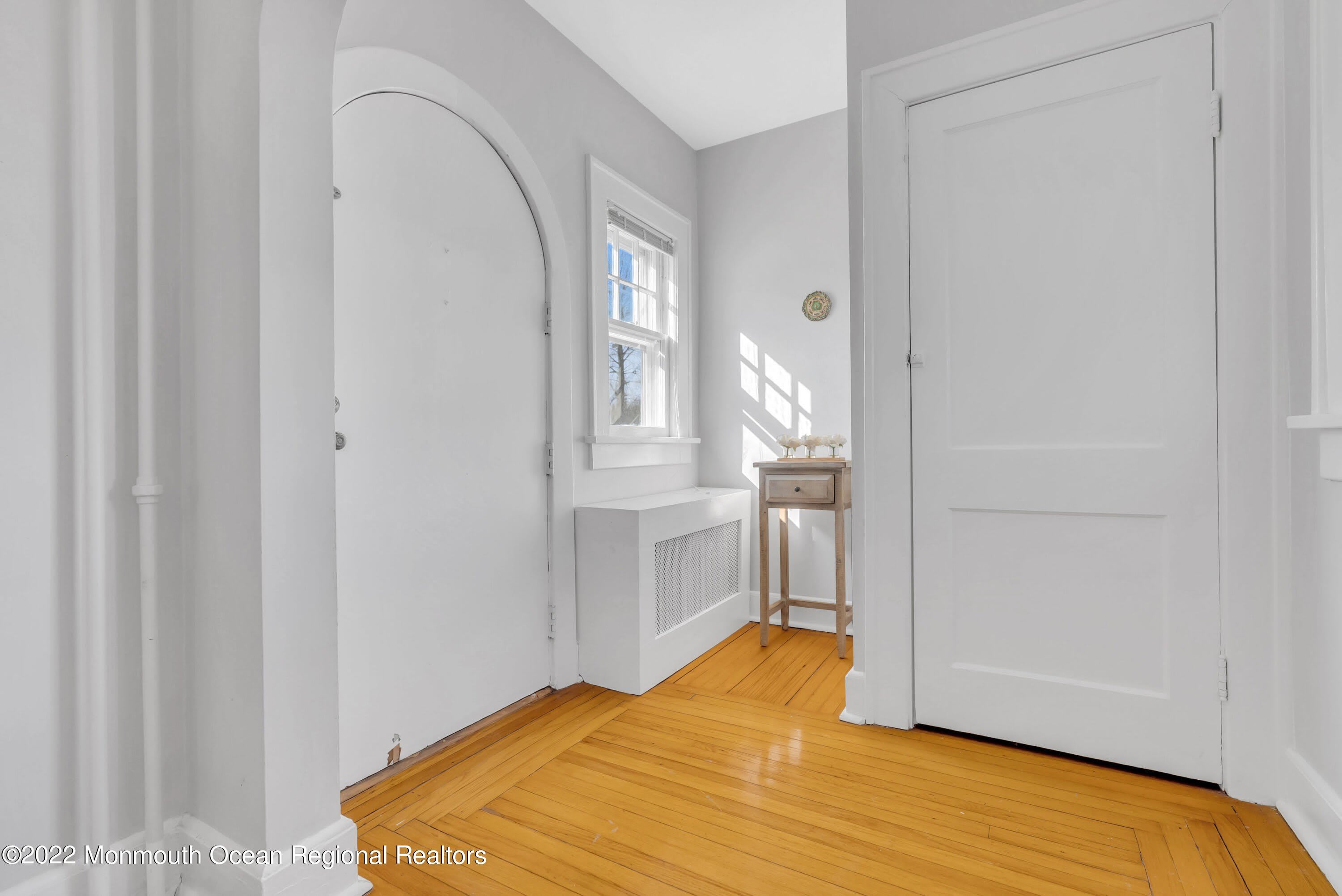 102 Dixon Avenue – photo 5