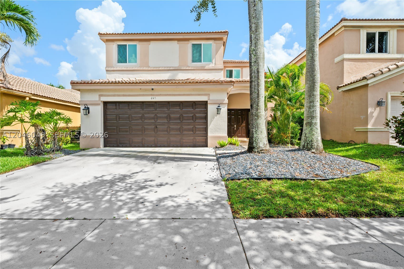 445 Conservation Dr – photo 1