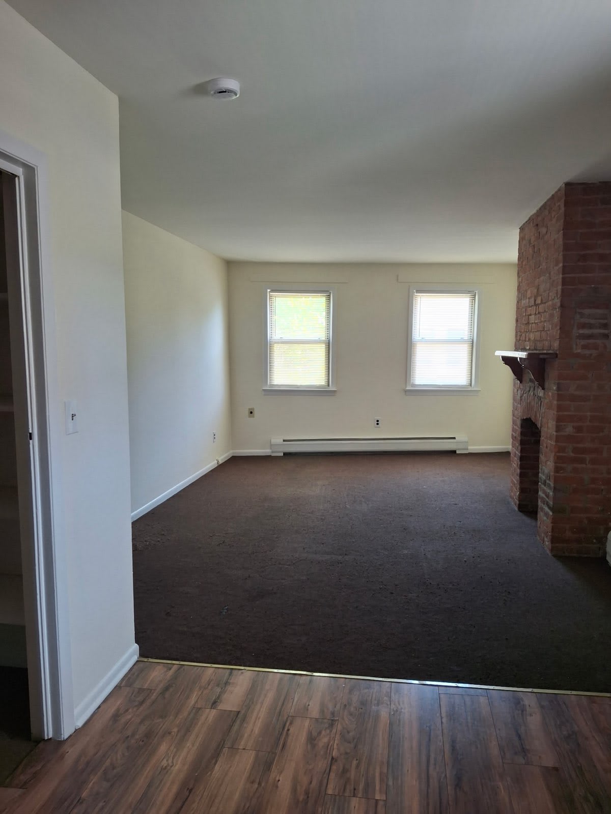8 Bartholdi Ave – photo 1