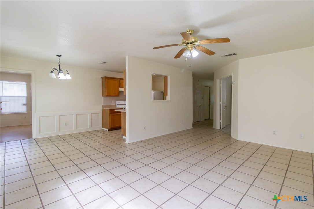 1203 Fox Creek Drive – photo 4