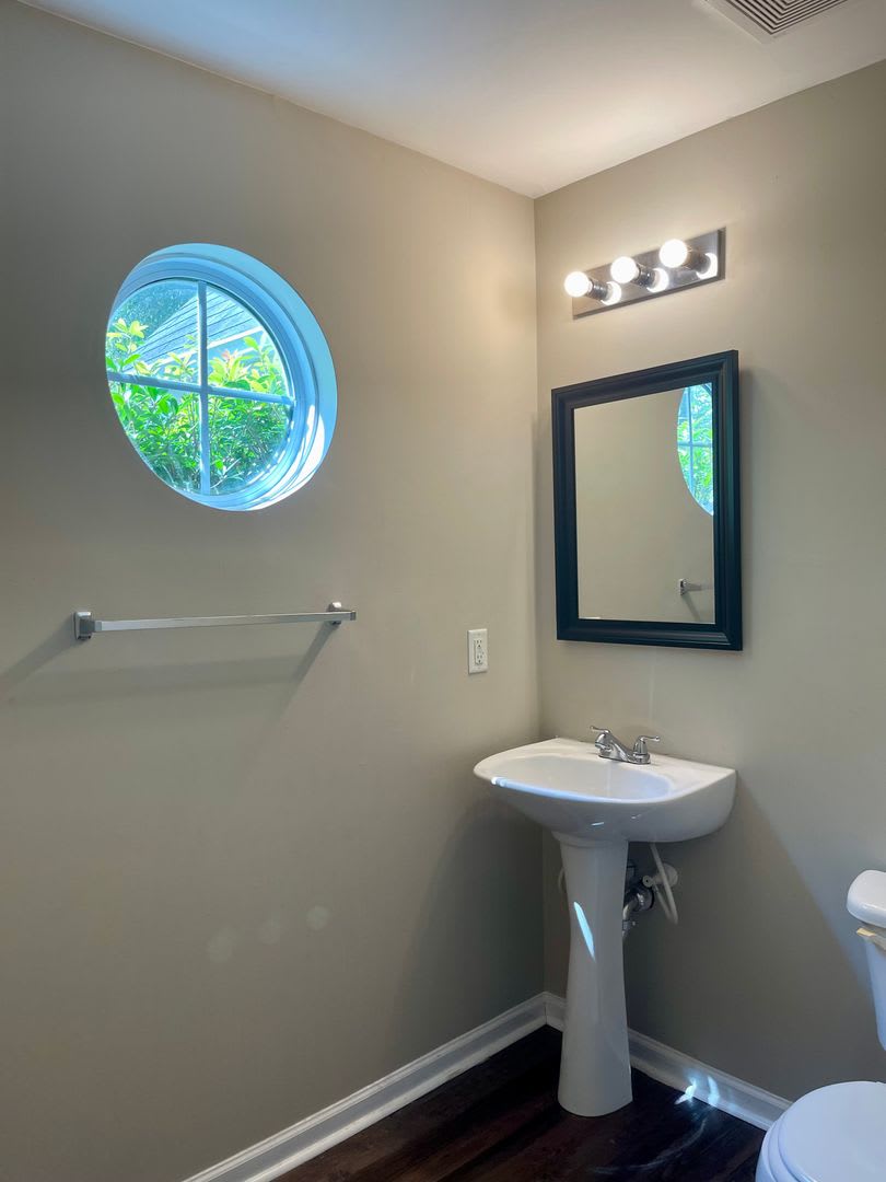 Spacious 4 Bed 2 5 Bath In Great Swim Tennis Community – photo 3