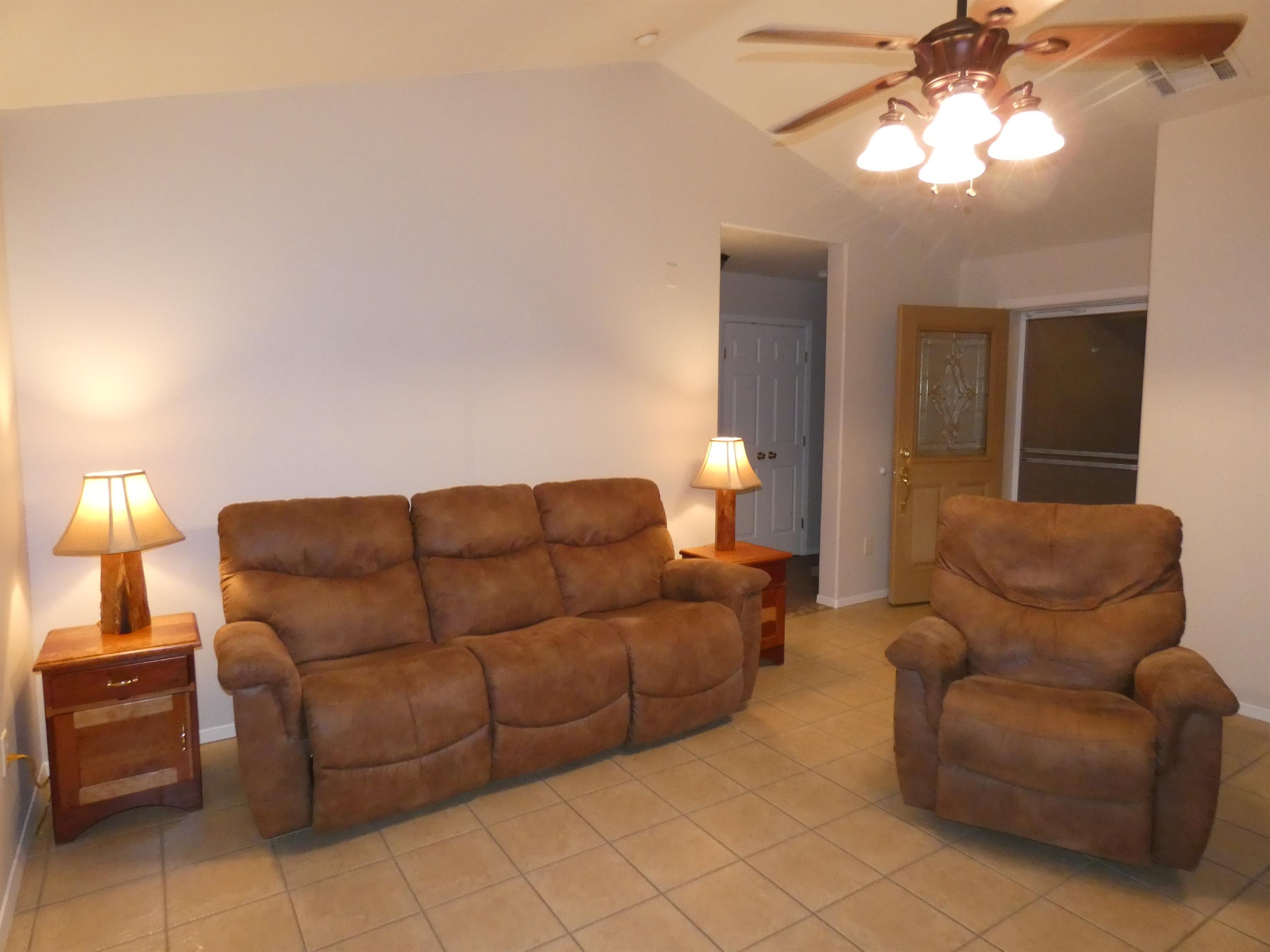 3611 Los Encinos St. – photo 4