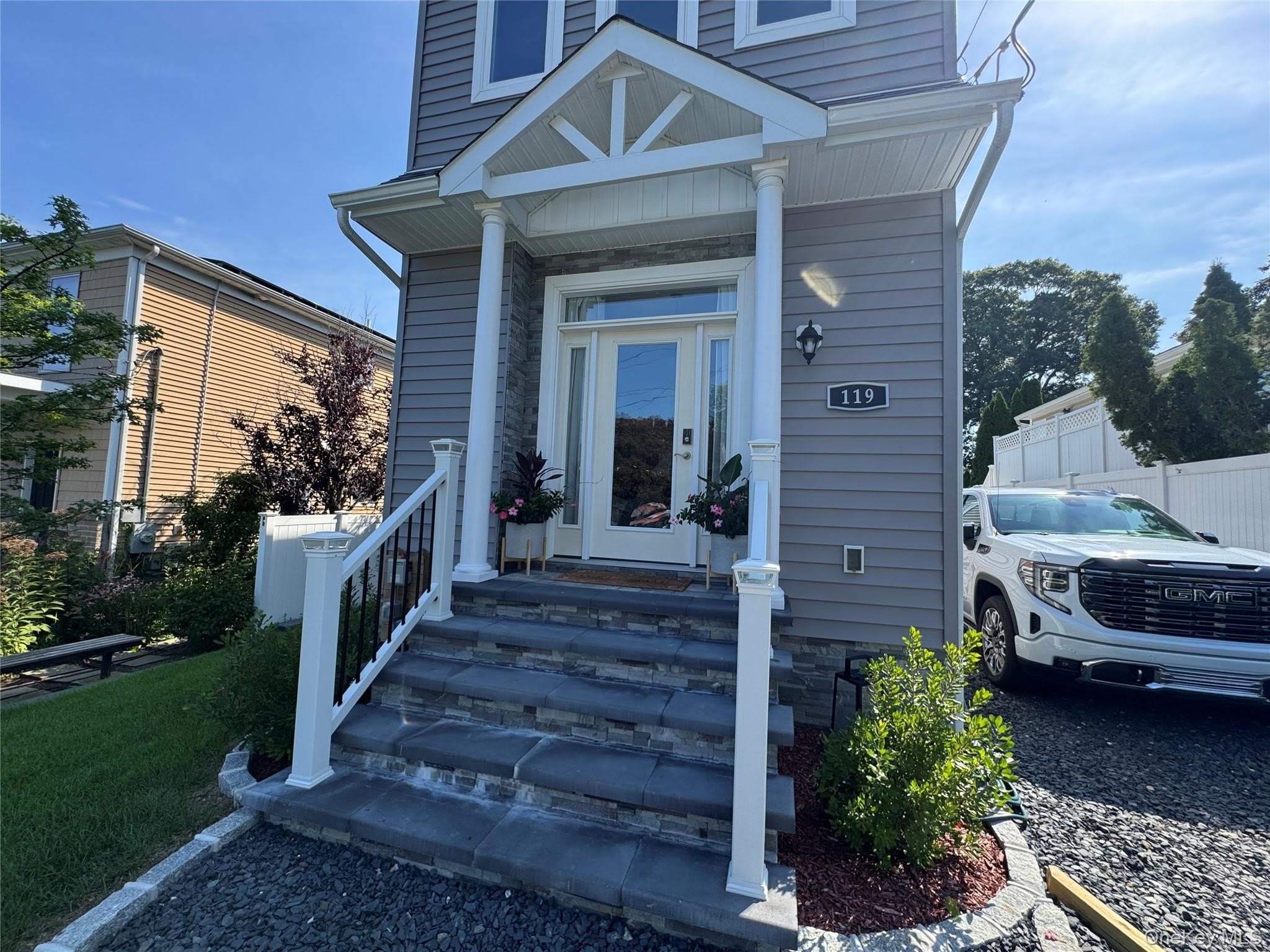 119 Whittier Drive – photo 3