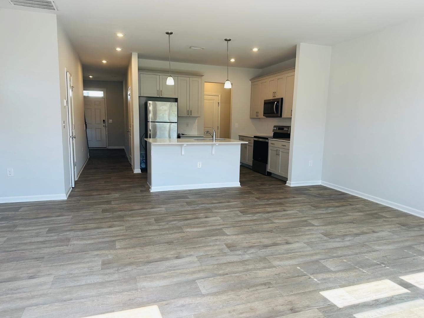 201 Liam Street – photo 2
