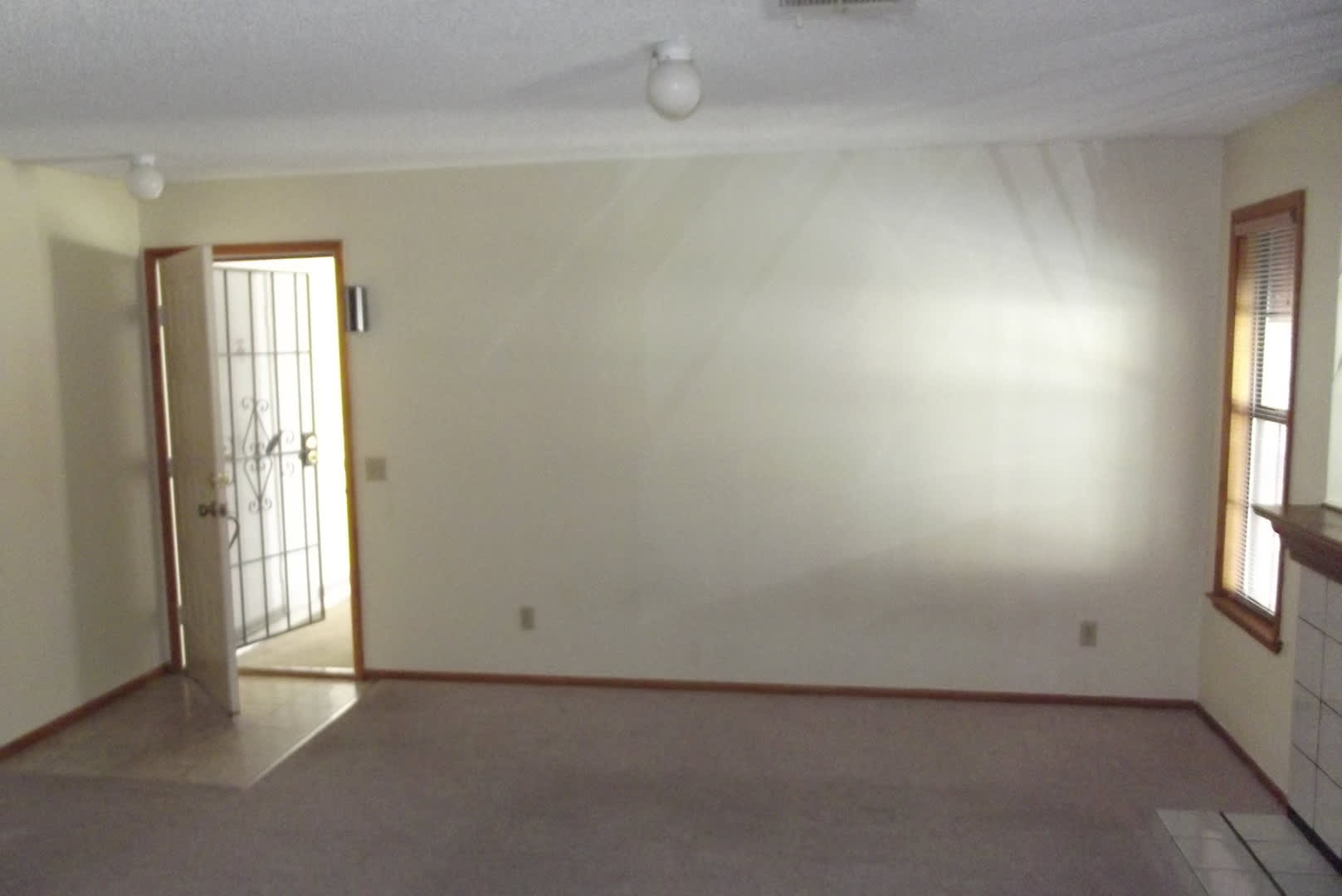 6663 W Tropicana Ave #202 – photo 2