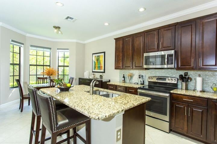 10426 Wellington Parc Drive – photo 5