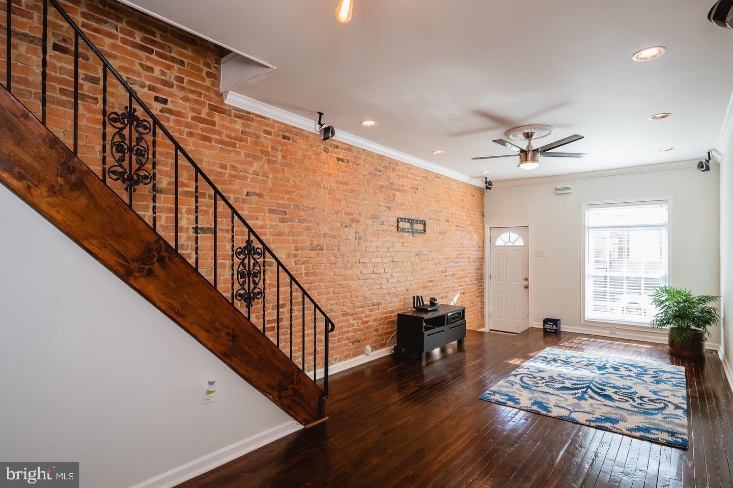 618 S NEWKIRK Street – photo 4