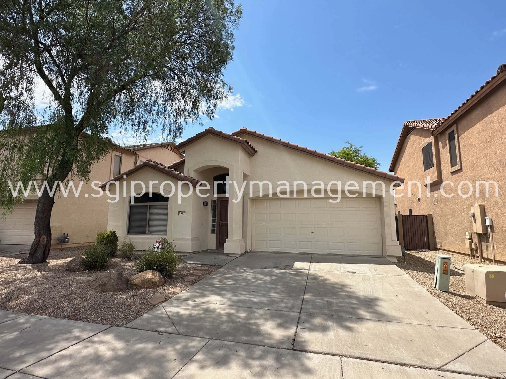 2523 W White Feather Ln – photo 1