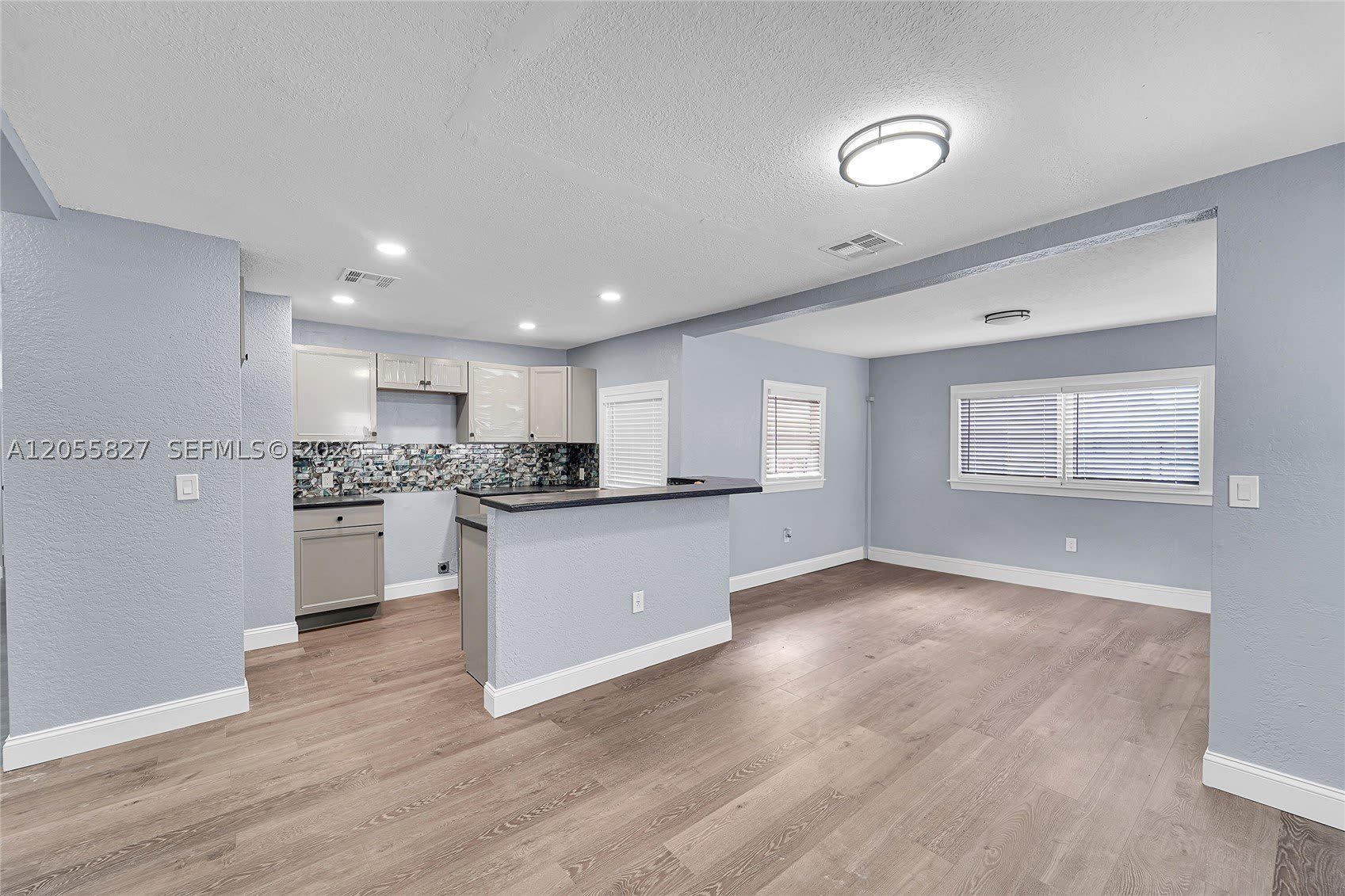 2360 Nw 6Th Ct – photo 2