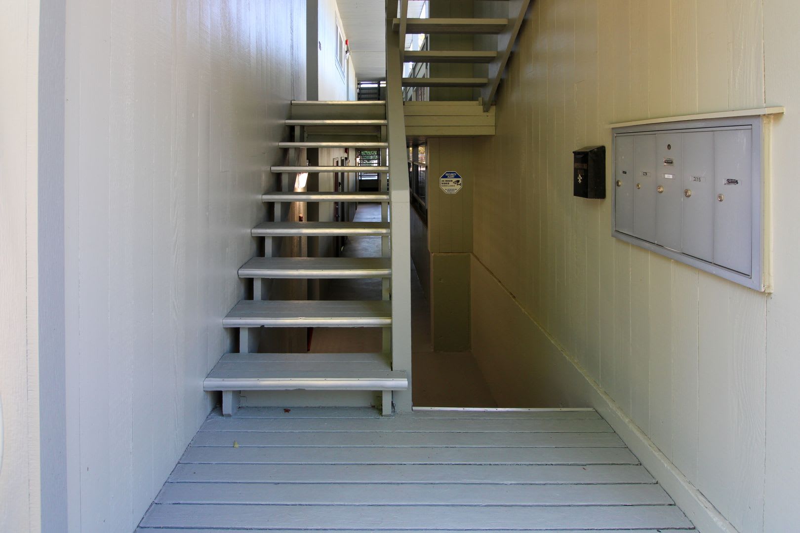 RENT SPECIAL: ½ Off First Full Month's Rent With One Year Lease! ~ 227 24th – photo 3