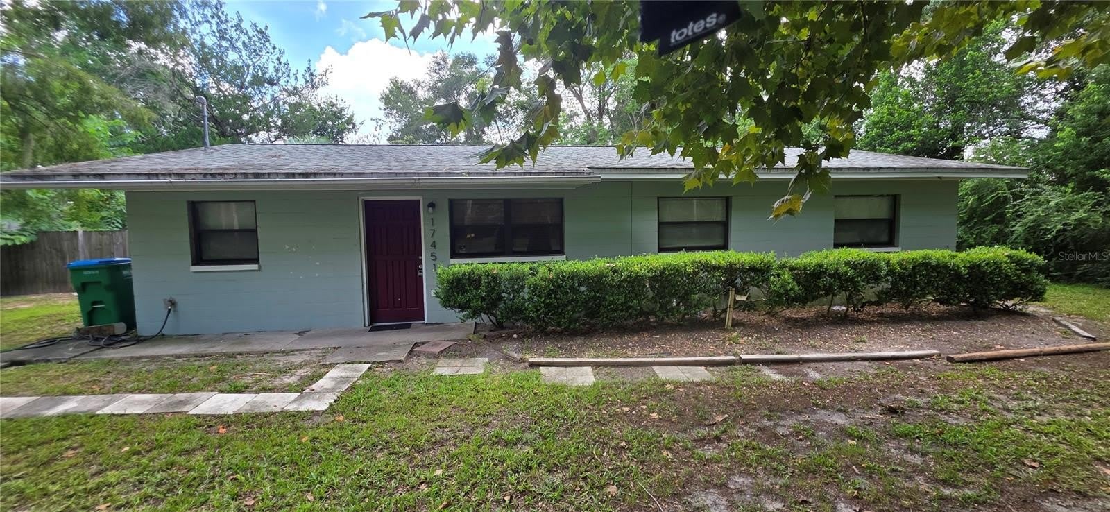 17451 SOUTHSIDE Court – photo 1