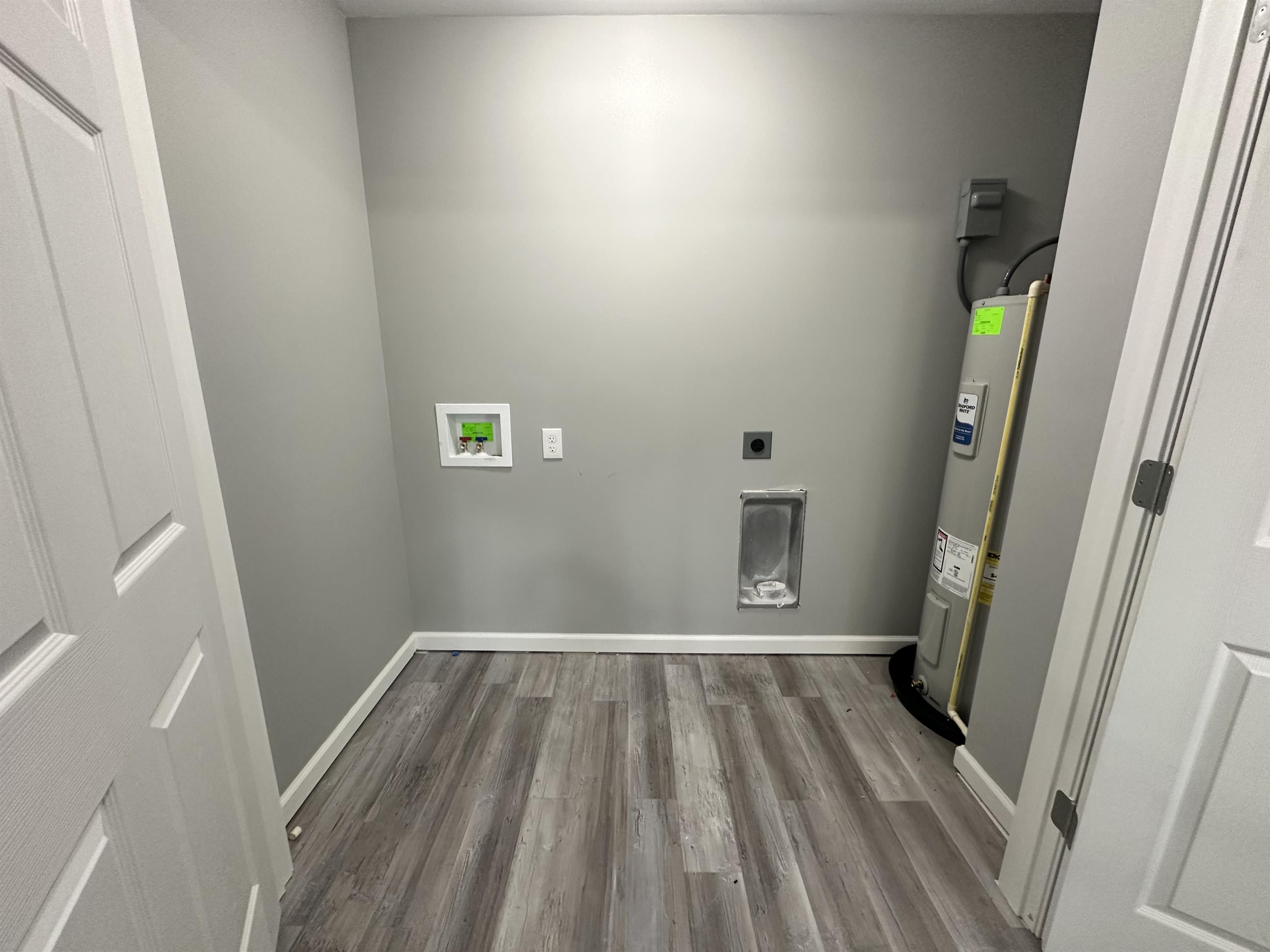 1405 Heather Place – photo 2