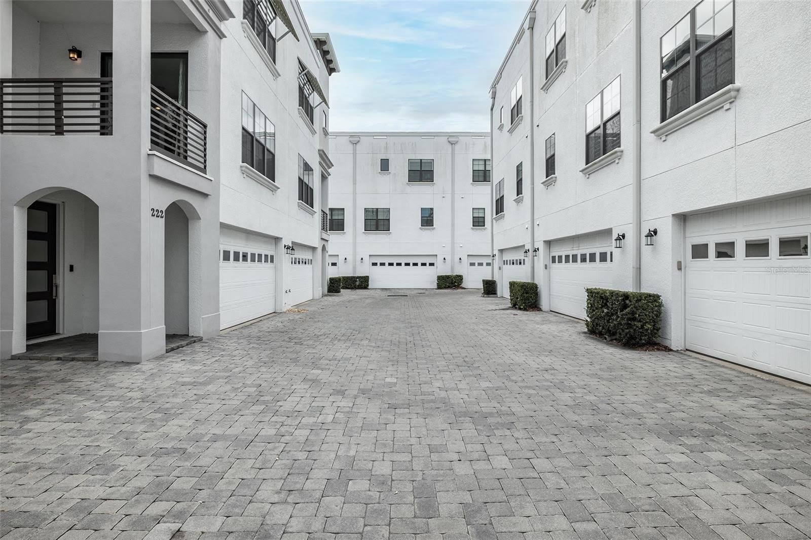 222 S AUDUBON Avenue – photo 4