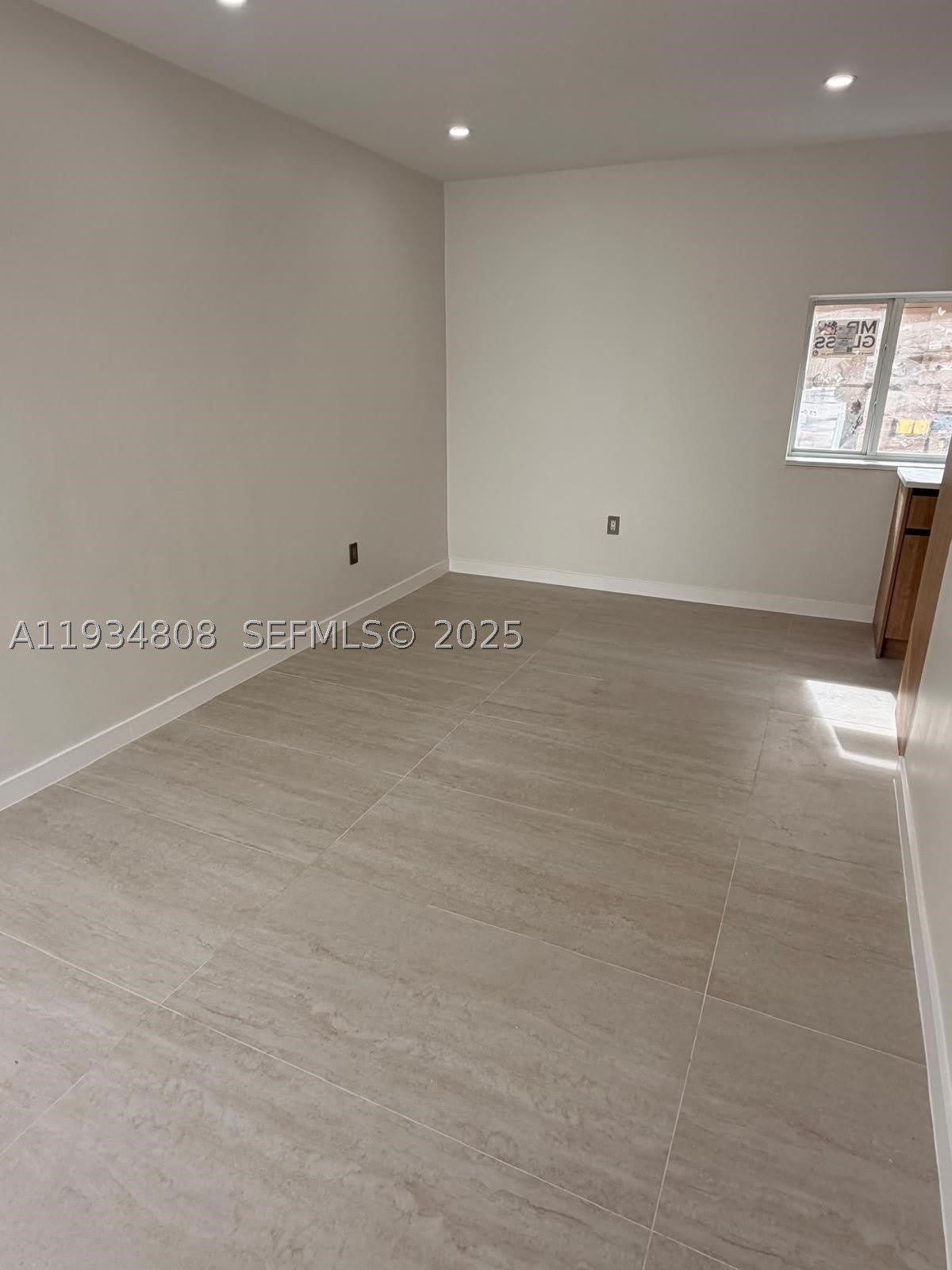 2436 SW 7th St – photo 5