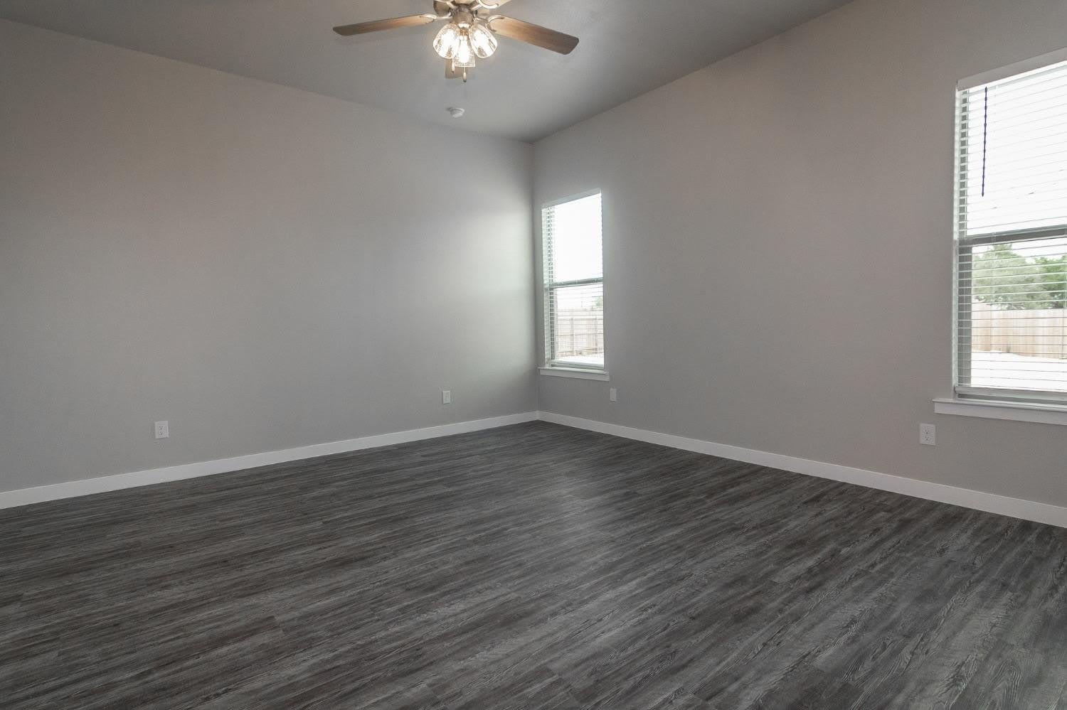 8910 20th Street – photo 5