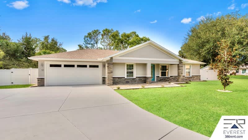 12 Walt Place – photo 3