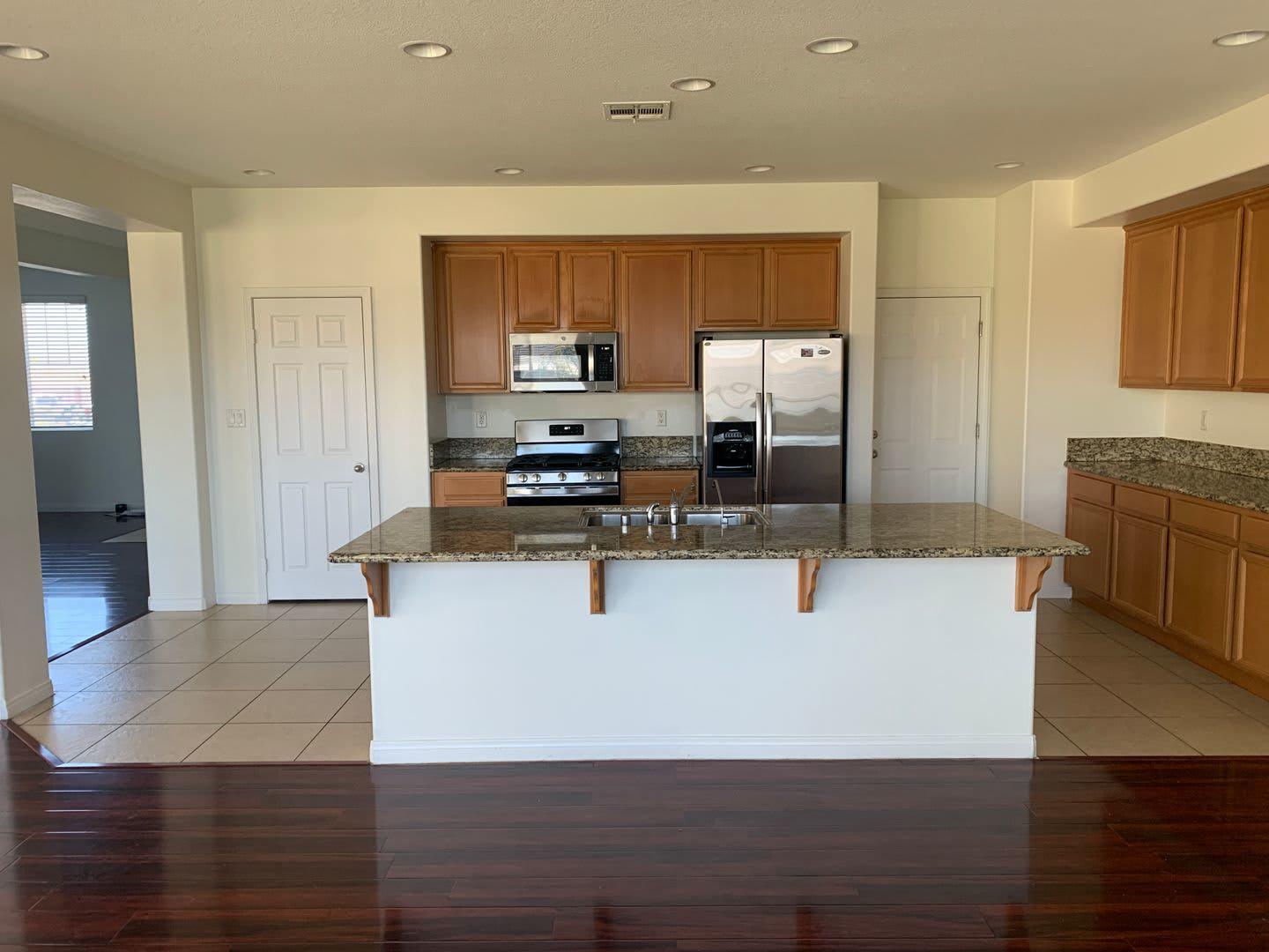 4 Bedroom Home with Paid Solar, 3-Car Garage & Large Backyard – photo 3