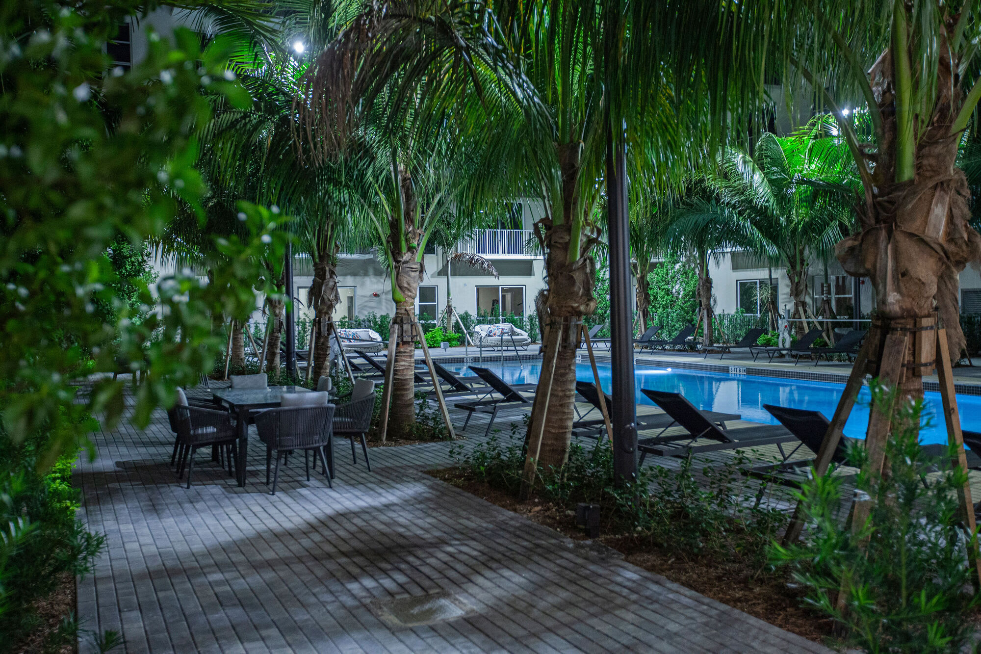 850 Living – photo 1