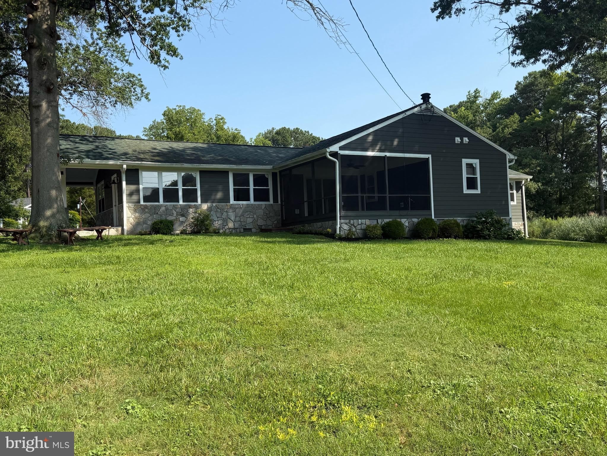 109 YEWELL Road – photo 4