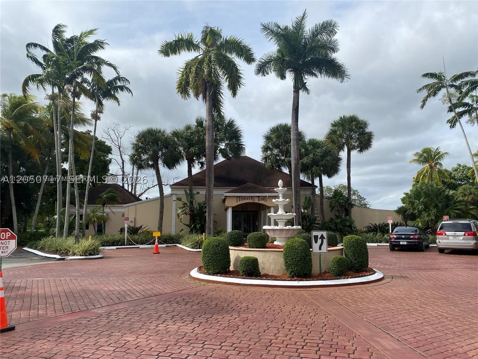 15320 SW 106th Ter – photo 2