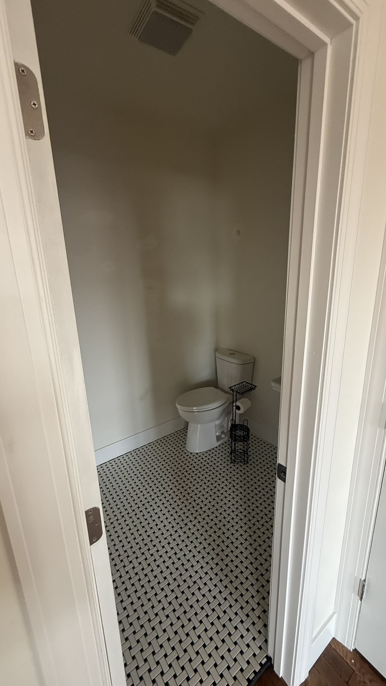 106 Main Street West – photo 5