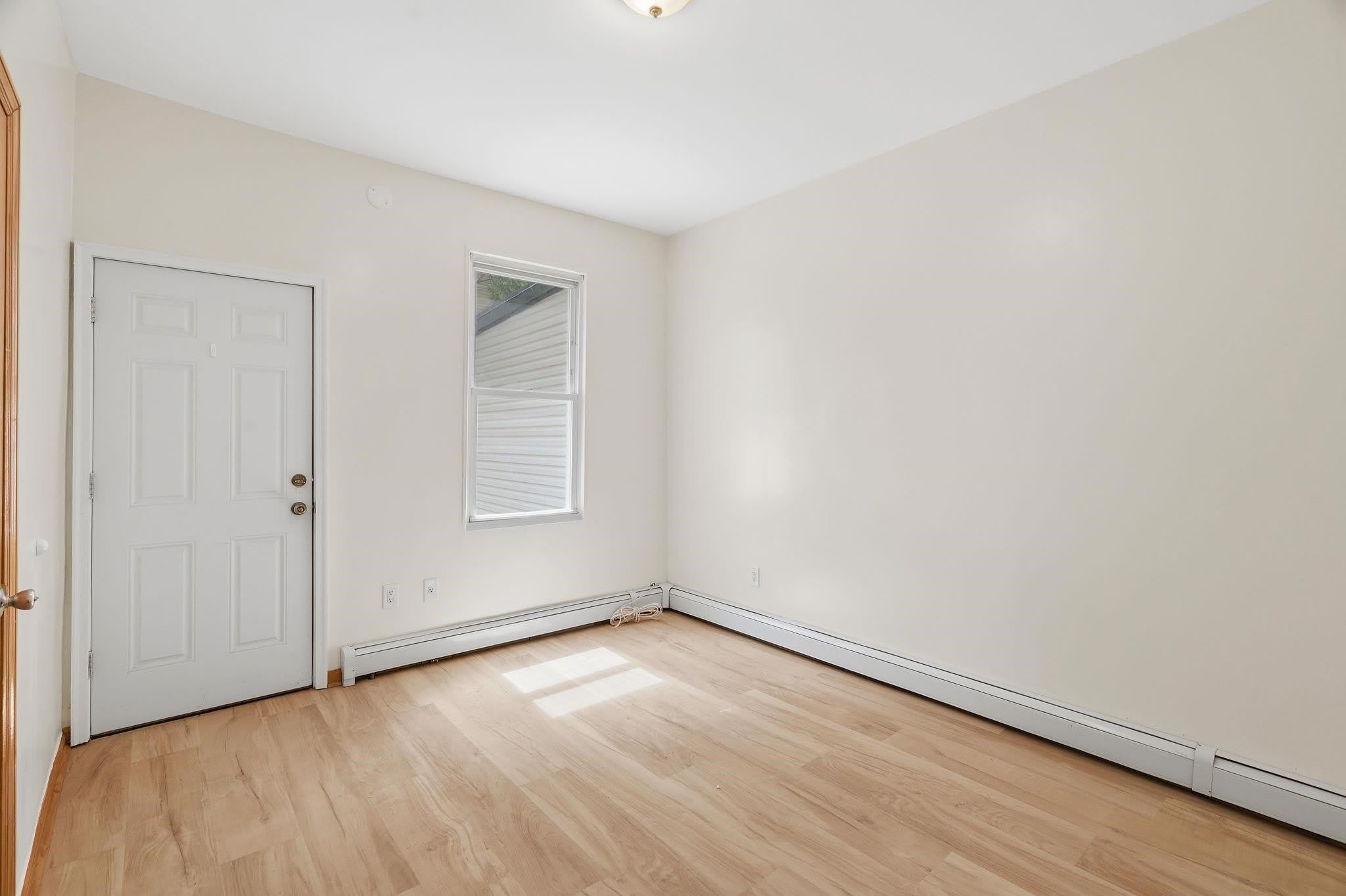 360 W SIDE AVE – photo 4