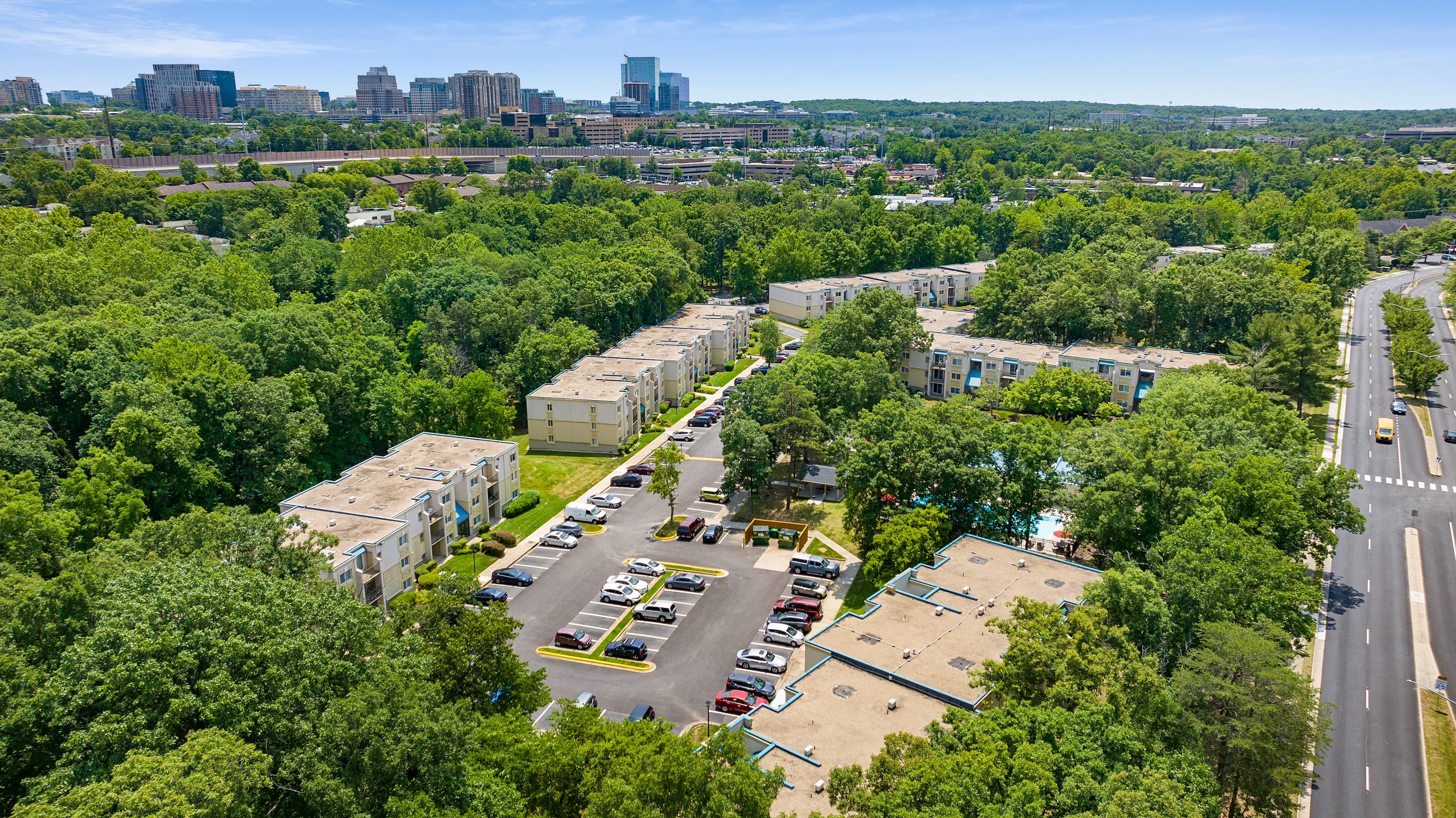 Stuart Woods Apartments – photo 1