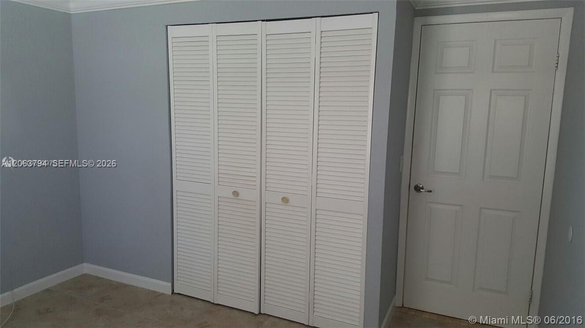 7142 Southgate Boulevard – photo 3