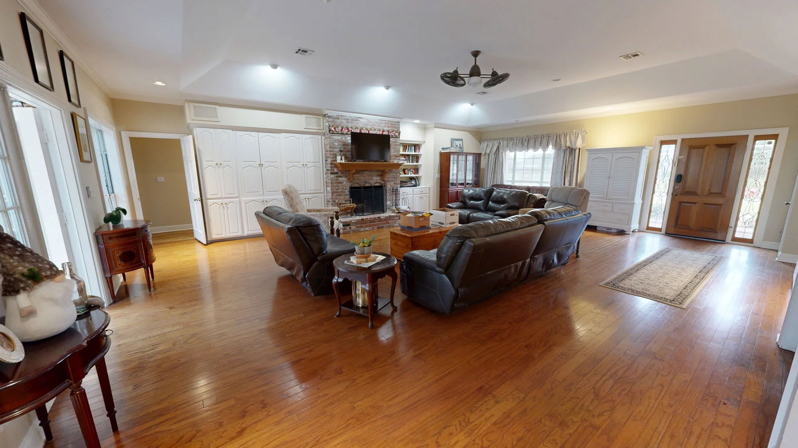 904 Belle Arbes Street – photo 3