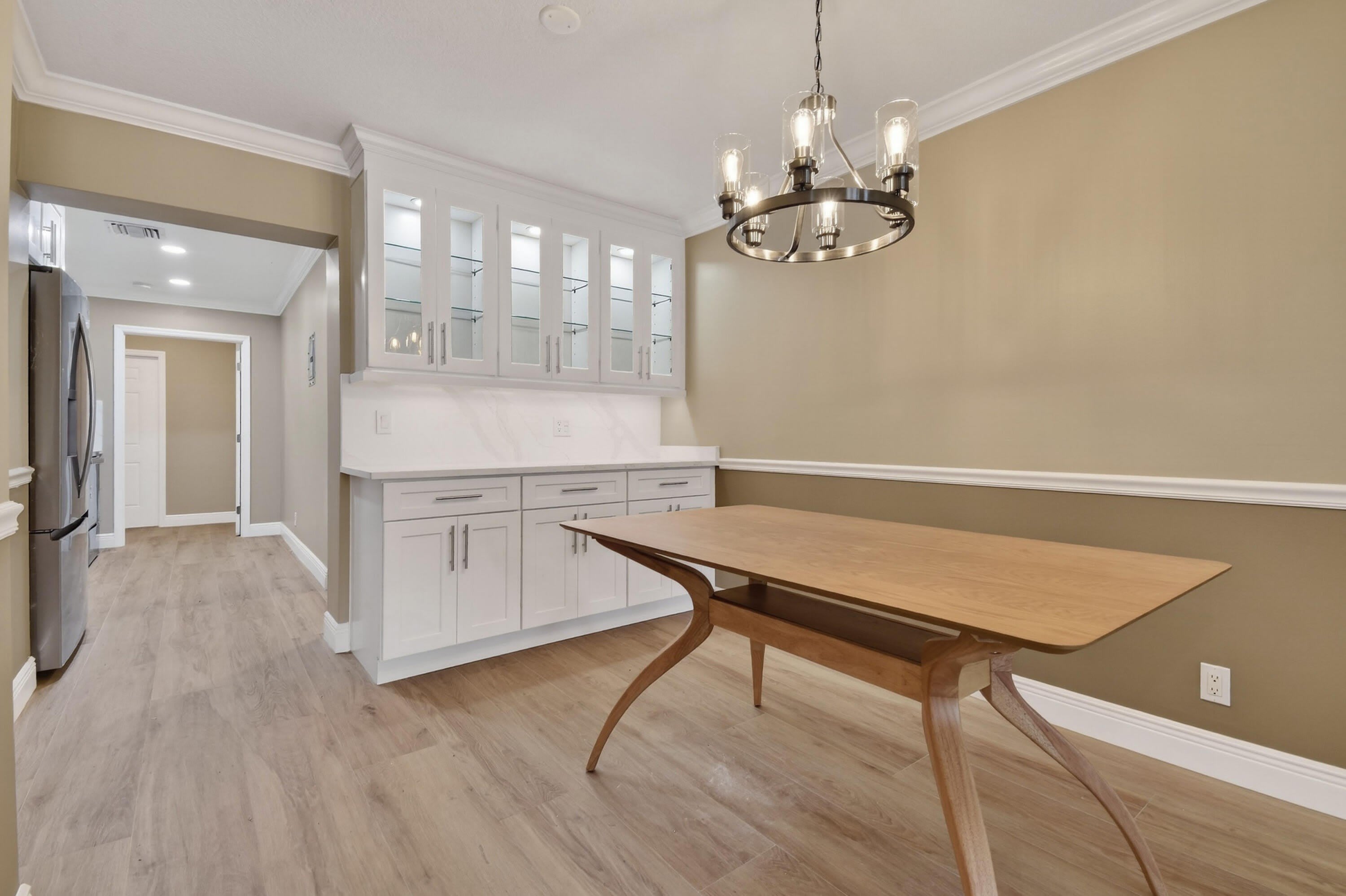 1615 Shirley Court – photo 4