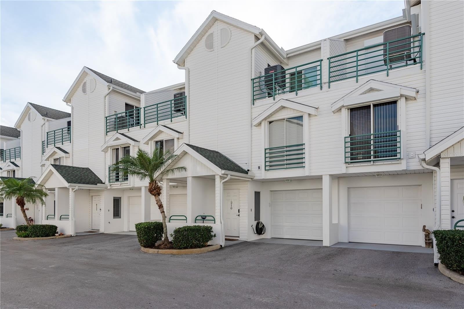 320 ISLAND Way – photo 5