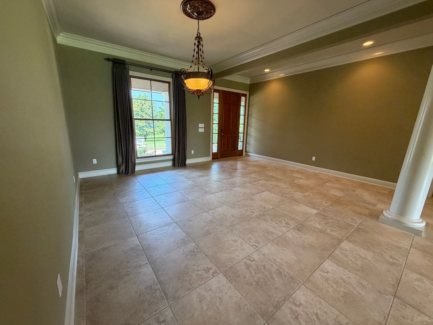 Gorgeous 4 bedroom, 3 Bathroom Home in Lakeside on Long Lake – photo 3