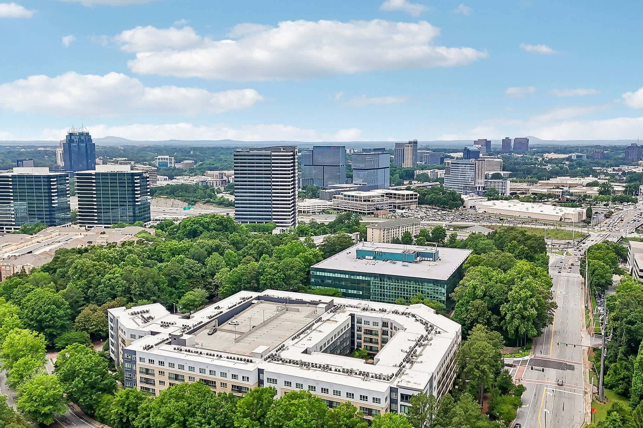 The Linc Brookhaven – photo 1