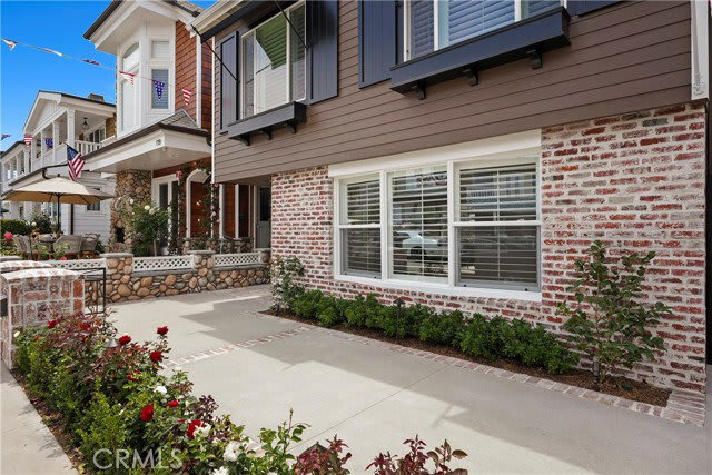 121 Topaz Avenue – photo 2