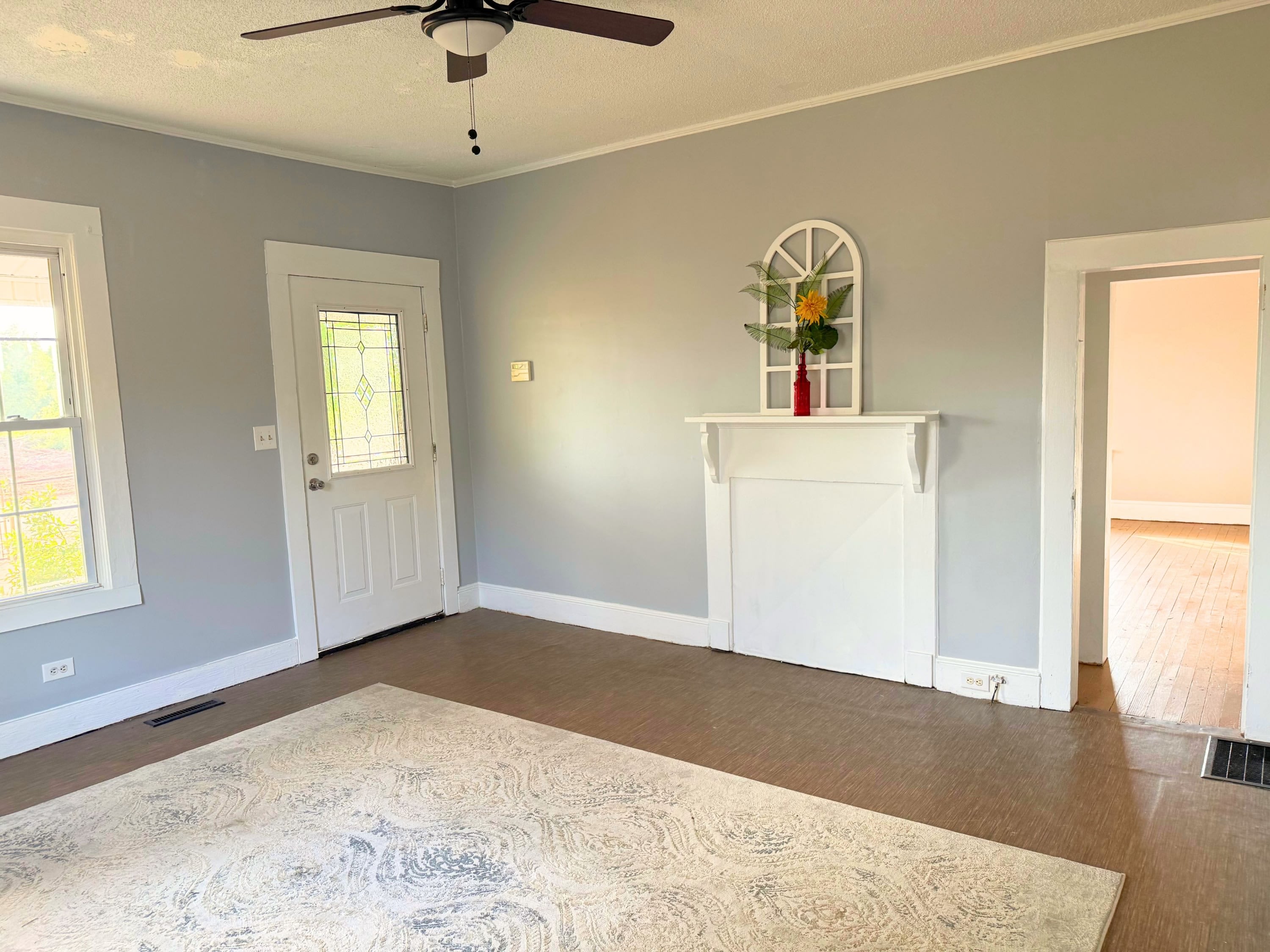 216 Lester Avenue – photo 5