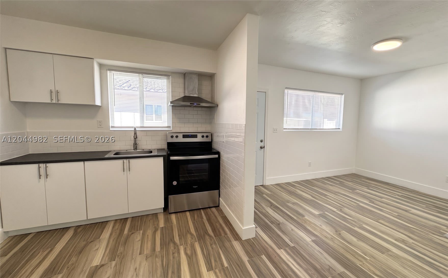 120 Ne 55Th St – photo 1