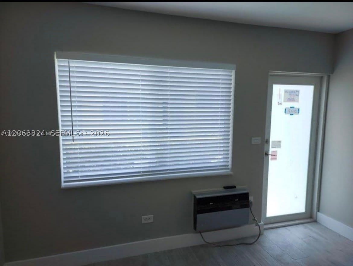8035 Byron Ave – photo 5