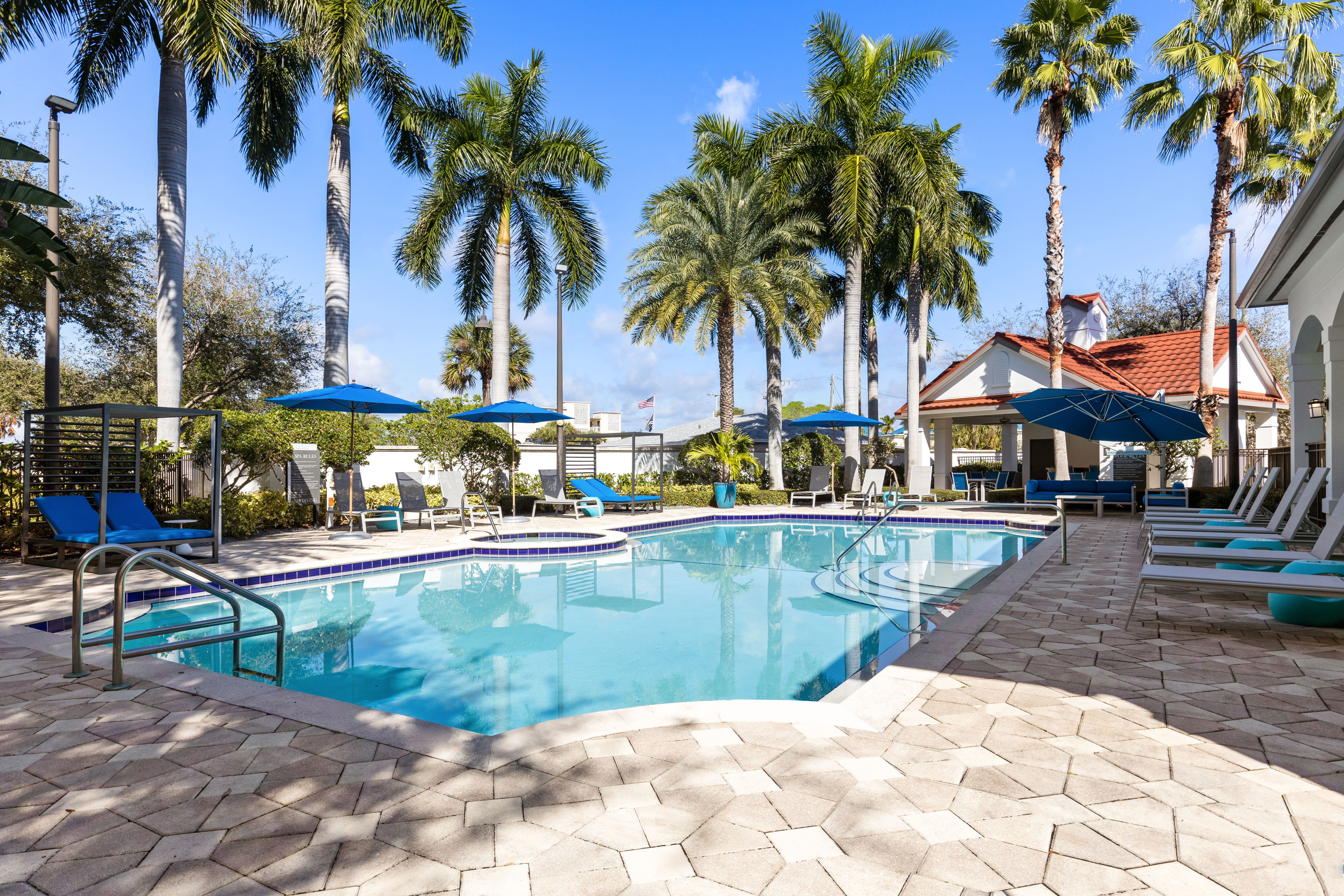 One Boynton – photo 1