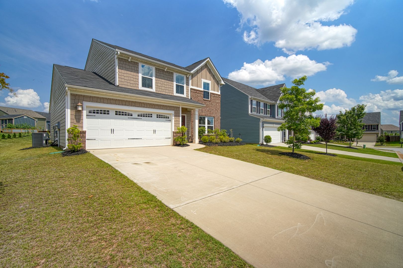 Beautiful 3 bedroom 2.5 bathroom ready for you to call home! – photo 3