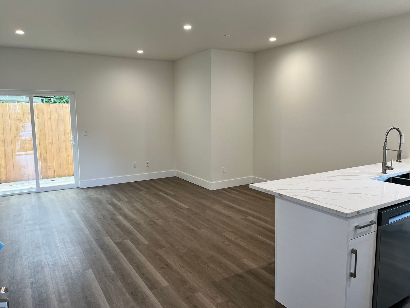 Brand New 3 bedroom, 2.5 Bath Townhomes – photo 4