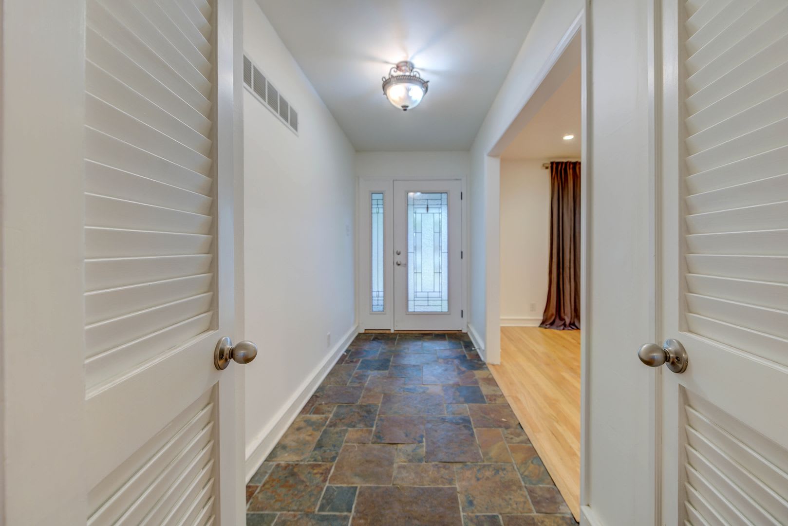 Lindbergh School District Near Mercy St. Anthonys Hospital – Prime Location! – photo 5