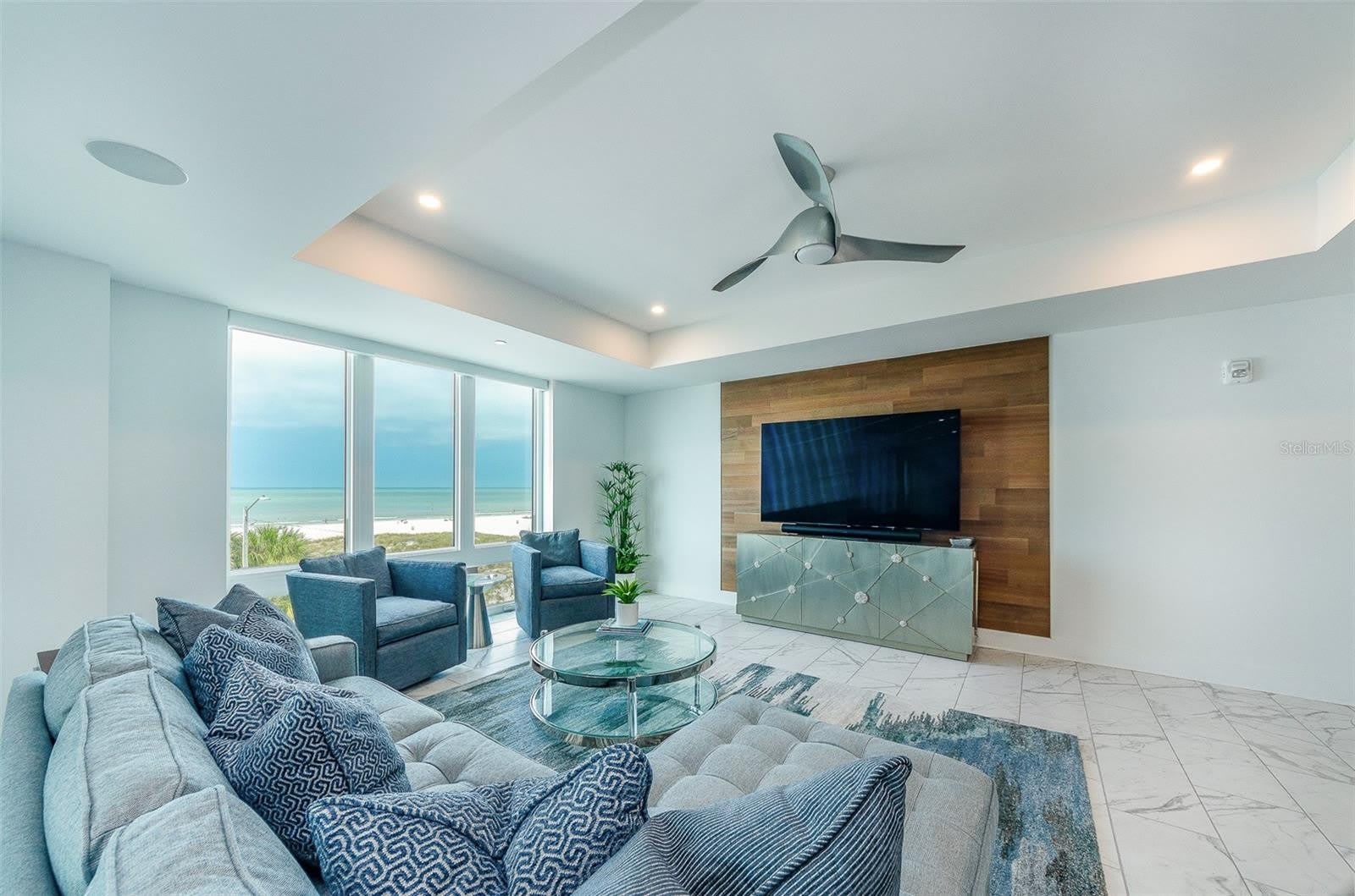 15 AVALON Street – photo 5