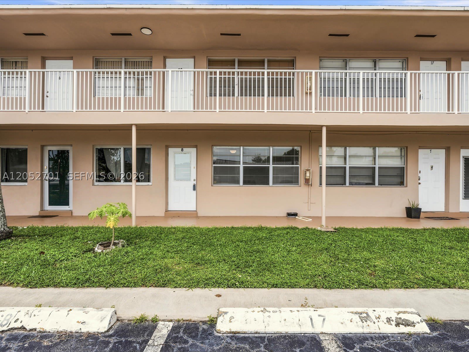 230 Sw 11Th Ave – photo 2